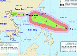 Cập nhật tin bão mới nhất: Bão số 5 cách Quảng Ninh 400km, siêu bão MANGKHUT nối đuôi vào biển Đông