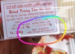 Được bày bán trước cả ngày sản xuất, chiếc bánh trung thu "đến từ tương lai" khiến dân tình hoang mang tột độ