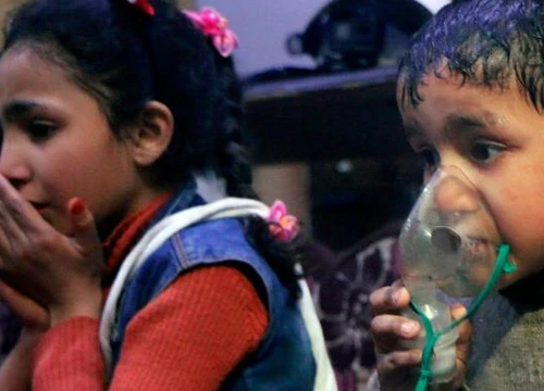 Nga: Phiến quân Syria dùng trẻ mồ côi để đóng kịch tấn công hóa học