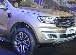 Tậu Ford Everest 2018, người Việt phải mua thêm gói phụ kiện cả trăm triệu đồng