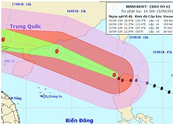 Bão Mangkhut vào Biển Đông với sức gió hơn 180 km/h