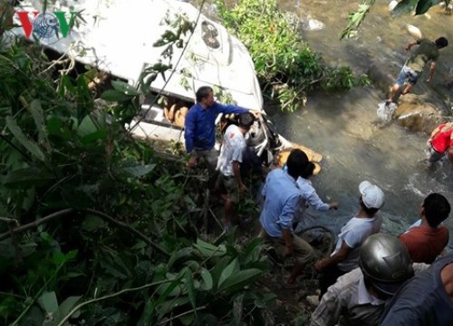 Lai Châu tăng cường xử lý vi phạm giao thông sau tai nạn thảm khốc