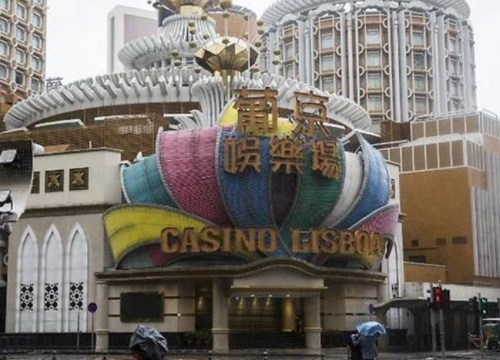 Lần đầu tiên Macau đóng cửa tất cả 42 sòng bài vì bão Mangkhut