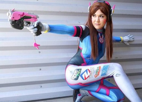 Overwatch: Cosplay D.Va cực đáng yêu của Jen Takeda