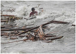 Tan hoang nơi siêu bão Mangkhut càn quét Philippines và khiến ít nhất 2 người thiệt mạng