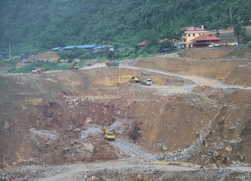 Khai thác vàng sa khoáng ở Thái Nguyên: Phó Thủ tướng yêu cầu xác minh làm rõ