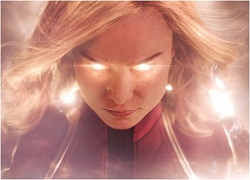 Mổ xẻ trailer 'Captain Marvel': Siêu anh hùng đấm bà già, rộ nghi vấn Batman xuất hiện