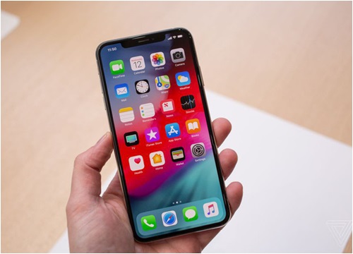 Mua iPhone Xs Max ư? Bạn là một người vô cùng dũng cảm!