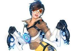 Ngắm Tracer cực ấn tượng của nhóm thiên thần cosplay Spiral Cats