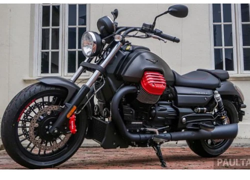 Cận cảnh Moto Guzzi Audace Carbon 2018 khiến dân chơi xe thèm thuồng