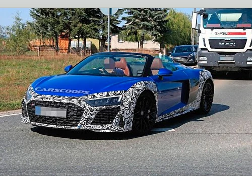 Chạm trán siêu xe mui trần Audi R8 Spyder 2019 chạy thử nghiệm tại Đức