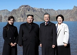 Ông Kim Jong-un gửi 2 tấn quà quý hiếm tặng Tổng thống Moon Jae-in