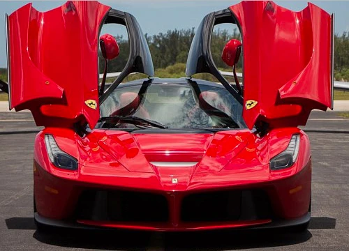 Rao bán siêu xe Ferrari LaFerrari với mức giá thầu từ 3,125 triệu đô la