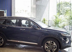 Hyundai Santa Fe 2019 được trưng bày tại Việt Nam nhưng không phải để bán