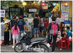 Báo Tây điểm danh những hàng bánh mì hút khách ở Hội An