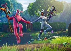 Bỗng nhiên cho phép chơi Cross-Play, Sony coi Fortnite là "cầu nối tình bạn" giữa PS4 và Xbox One