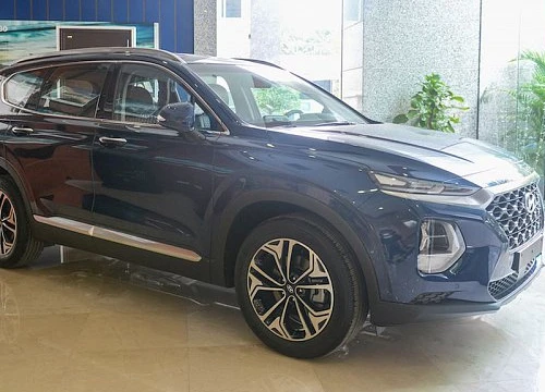 Hyundai SantaFe 2019 lộ diện không che đậy ở Hà Nội