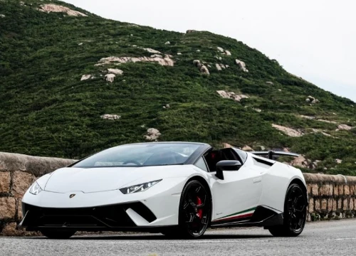 Siêu xe mui trần Lamborghini Huracan Performante có giá khởi điểm hơn 16 tỷ đồng tại Hồng Kông