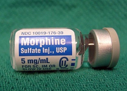 Bán morphine cho người nghiện, bác sĩ đi tù