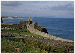 Những bóng ma ở lâu đài Dunluce