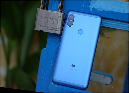 Trên tay nhanh Redmi Note 6 Pro: 4 camera, Snapdragon 636, giá hấp dẫn