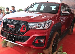 'Cận cảnh' Toyota Hilux TRD Sportivo 2018 đầu tiên tại Việt Nam