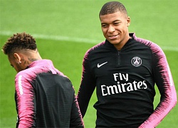 Mbappe diễn tuyệt kỹ trên sân tập