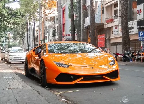 Sài Gòn: Lamborghini Huracan màu cam thứ 2 về Việt Nam "tái xuất giang hồ"