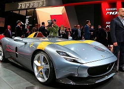 Siêu Phẩm Ferrari Monza Sp1 Và Sp2 Tại Sân Khấu Paris Motor Show