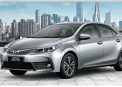 Toyota Việt Nam mạnh tay tăng giá xe Corolla Altis