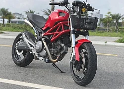 Cạn lời với phiên bản "đi chợ" của Ducati Monster được "tân trang" trên đất Việt