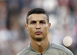 Cris Ronaldo cay mũi trải lòng về vụ bị tố làm chuyện đồi bại với giáo viên