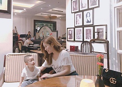 Hot mom Hương Trần - bà xã xinh đẹp của nam diễn viên Việt Anh đổi tình trạng quan hệ trên Facebook sang "Độc thân"?