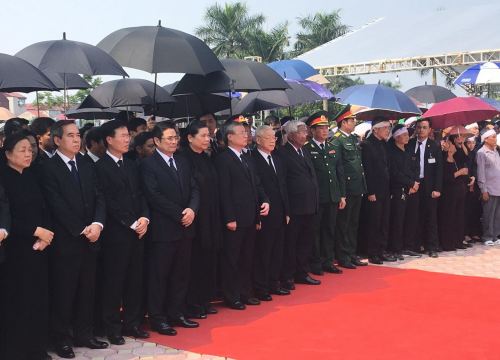 Lễ an táng nguyên Tổng Bí thư Đỗ Mười tại quê nhà Thanh Trì, Hà Nội