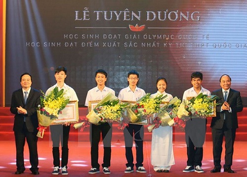 Những "con số vàng" trong các kỳ thi Olympic khu vực và quốc tế của học sinh VN