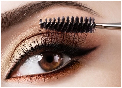 Bí quyết chọn mascara bạn gái không được quên