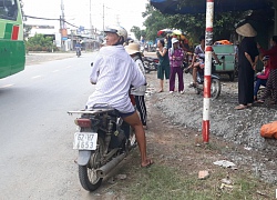 Đứt dây điện khiến 6 học sinh thương vong: Sau tiếng nổ lớn, dây diện phóng tia lửa vào nhóm học sinh vừa đi ra