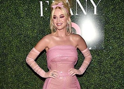 Katy Perry diện &#8216;cây hồng&#8217; xinh như búp bê Barbie