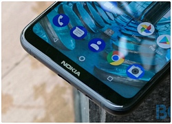 Mặt trước của Nokia X7 đã sáng tỏ như ban ngày