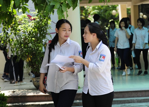 Tuyển sinh lớp 10 Hà Nội: Chỉ công bố đề thi tham khảo những môn mới