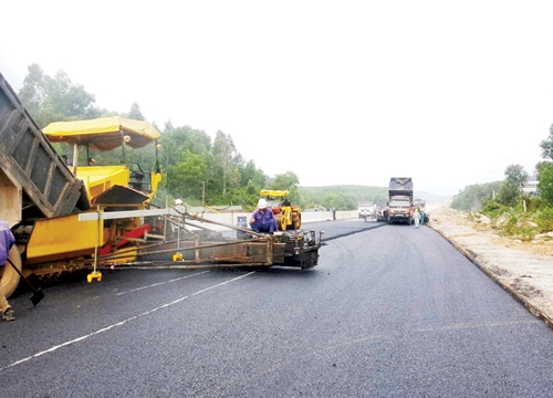 Thi công cao tốc Đà Nẵng Quảng Ngãi: "Họ đã bỏ thầu rất thấp nên trúng thầu"