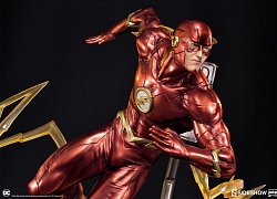 Tưởng đã yên ổn, 'The Flash' tiếp tục bị Warner Bros. hoãn sản xuất đến cuối năm 2019!