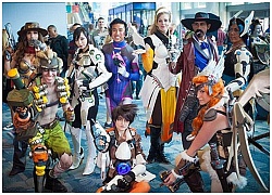 Xạ thủ của C9 lại tạo 'trap' với màn cosplay Lux Thập Đại Nguyên Tố