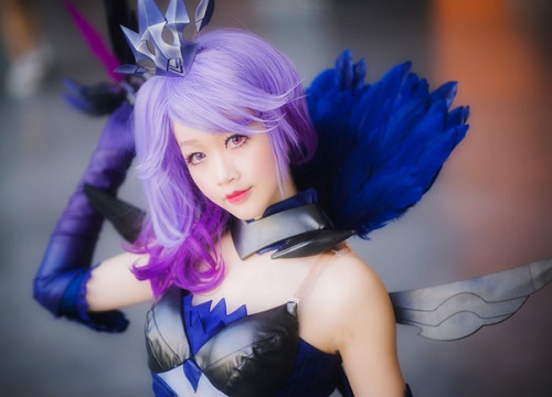 Cosplay Lux Bóng Tối lung linh mờ ảo