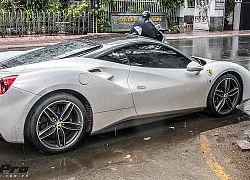 Đại gia Sài Thành tân trang Ferrari 488 GTB bằng decal lạ mắt