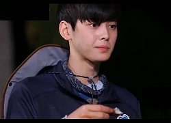 Trước khi lộ hình ảnh lấm tấm mụn, mỹ nam Cha Eun Woo từng gây sốt với khuôn mặt mộc trong show thực tế này!