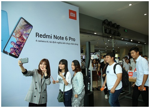 Xiaomi Redmi Note 6 Pro xác lập kỷ lục selfie tại Việt Nam trong 3 phút