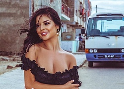 Demi Rose khoe thân hình nuột nà, gợi cảm