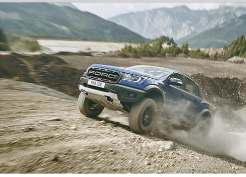 Ford Ranger Raptor sắp ra mắt tại Việt Nam nhưng lại không được bán ở quê nhà