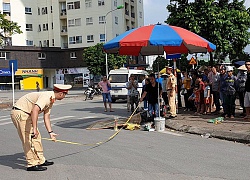 Tài xế xe tải "mất tích" sau khi cán chết phụ nữ trung niên trên phố